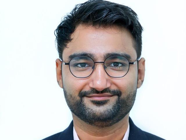 Dr. Nikhil Rajvanshi